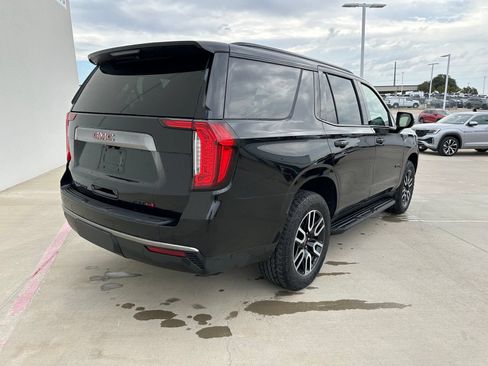 Used 2024 GMC Yukon AT4 AWD/4WD image 7