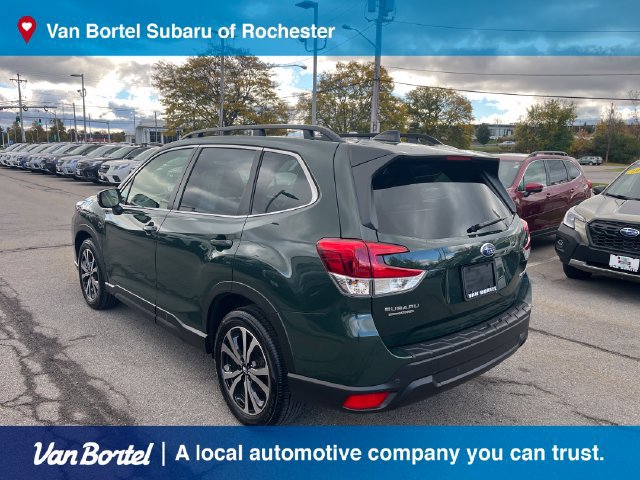 Used 2024 Subaru Forester Limited AWD/4WD image 3