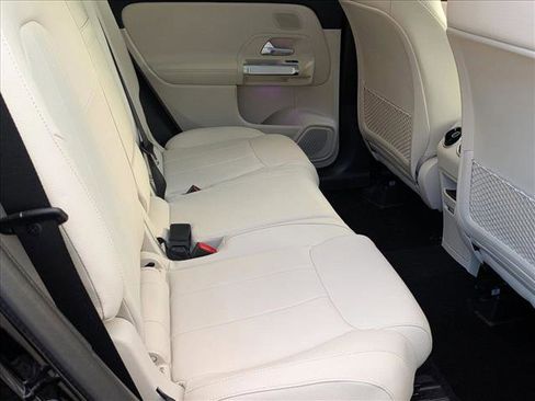 Used 2026 Mercedes-Benz GLB 250 image 20
