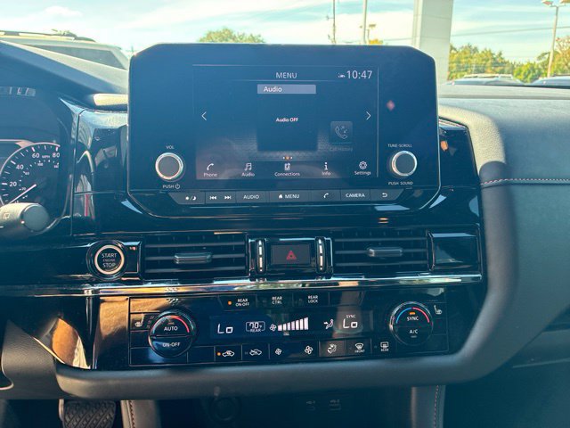 Used 2024 Nissan Pathfinder Rock Creek AWD/4WD image 24