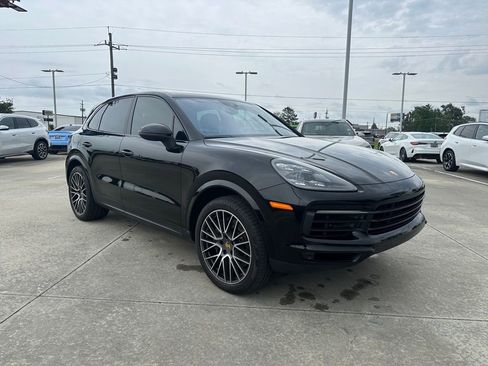 Used 2019 Porsche Cayenne S AWD/4WD image 3