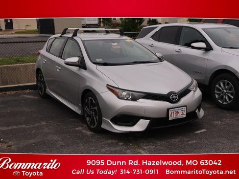 Used 2016 Scion iM FWD image 1