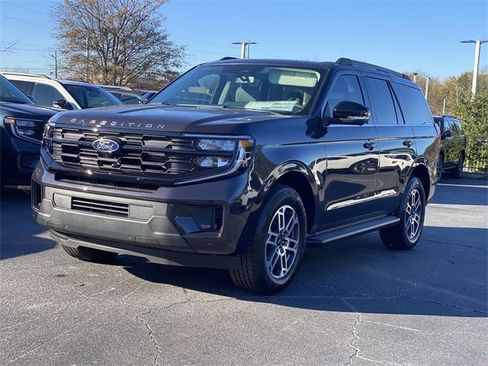 New 2025 Ford Expedition Active image 27