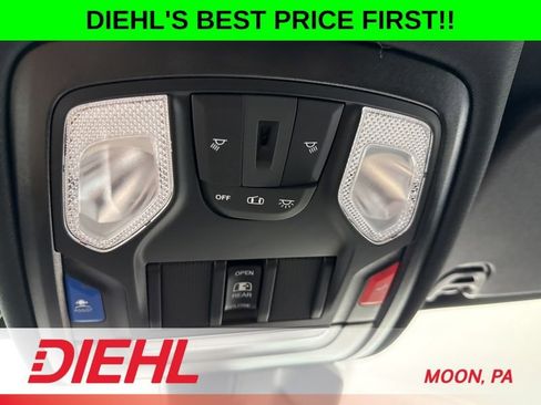 New 2026 RAM 1500 Express AWD/4WD image 31
