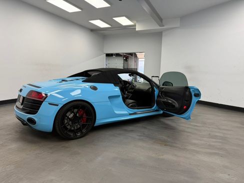 Used 2011 Audi R8 V10 image 45