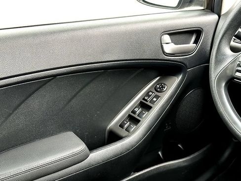 Used 2018 Kia Forte LX w/ LX Popular Package FWD image 25