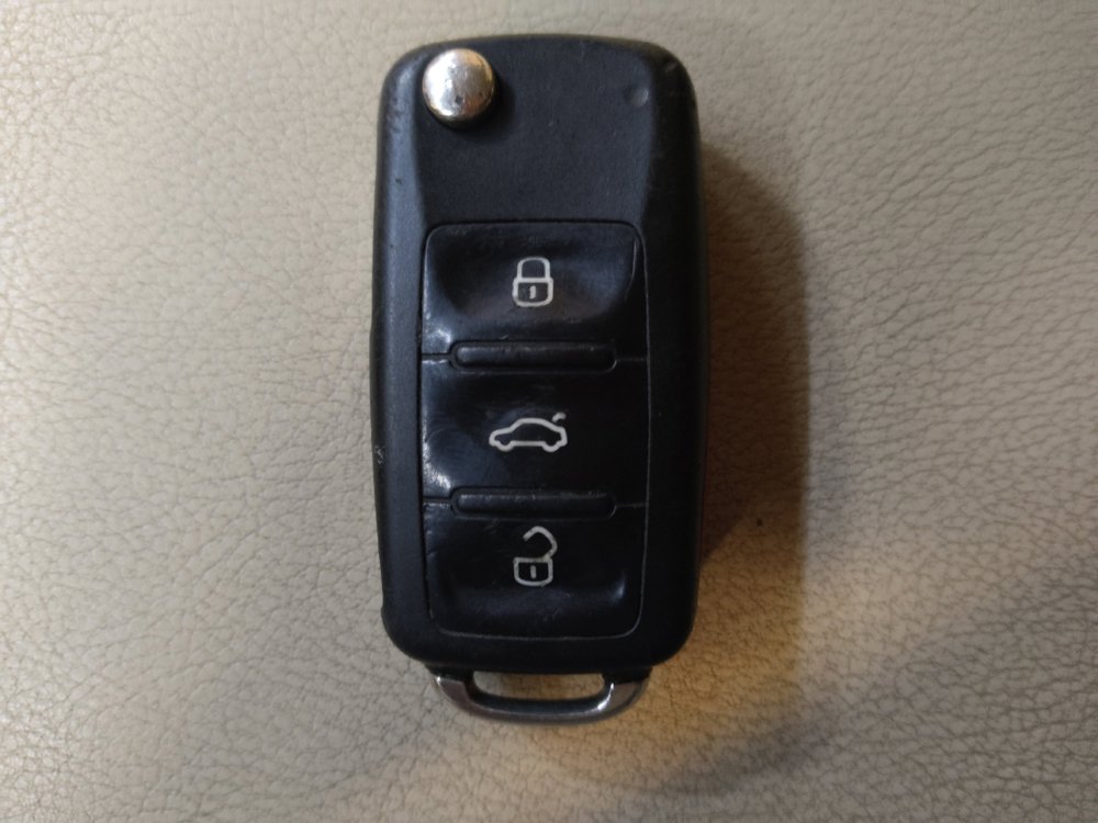 Used 2018 Volkswagen Passat 2.0T S FWD image 32