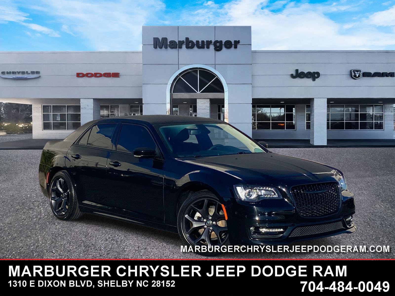Used 2022 Chrysler 300 Touring L w/ Comfort Group RWD image 1