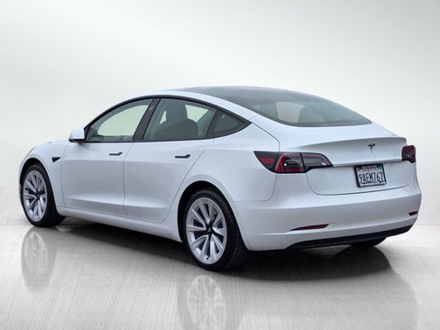 Used 2022 Tesla Model 3 RWD image 6