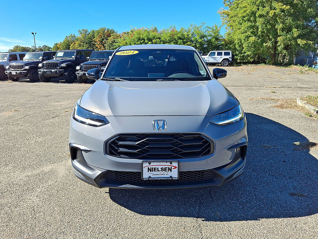 Used 2024 Honda HR-V Sport image 3