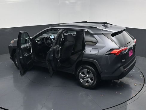 Used 2025 Toyota RAV4 XLE image 20