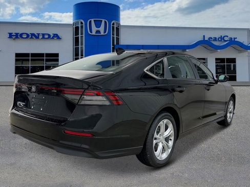New 2025 Honda Accord LX image 6