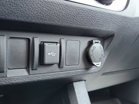Used 2022 Toyota Tacoma SR AWD/4WD image 24
