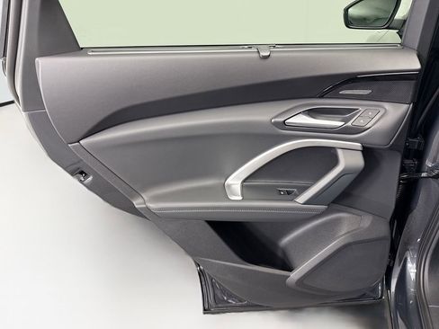 New 2025 Audi Q5 Prestige image 25