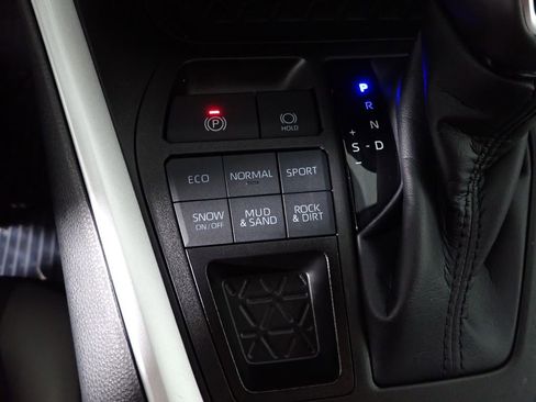 Used 2023 Toyota RAV4 XLE Premium image 37