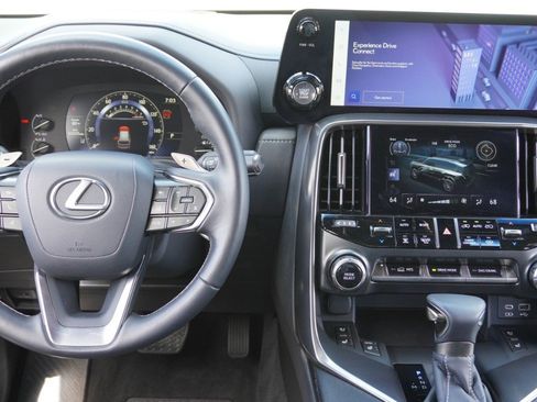 Used 2023 Lexus LX 600 4WD w/ Interior Upgrade Package image 28