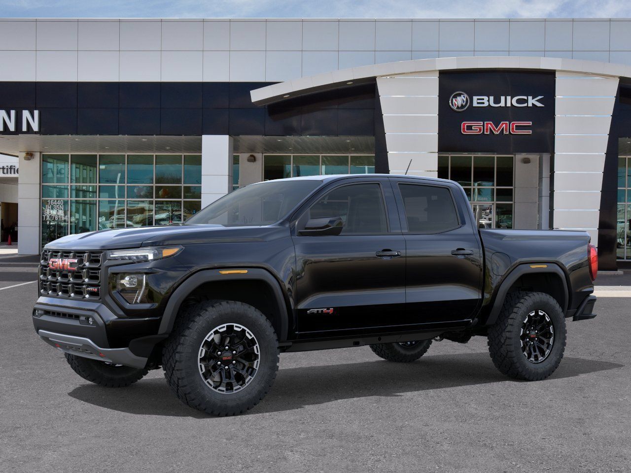 New 2026 GMC Canyon AT4 w/ AT4 Premium Package AWD/4WD image 2