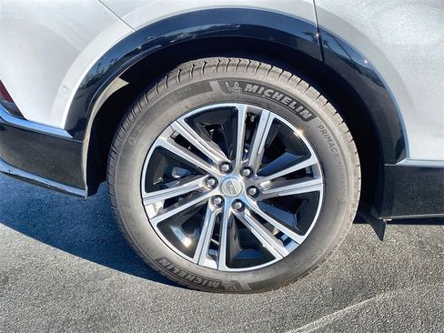 Certified 2026 Cadillac Lyriq Premium Luxury image 30