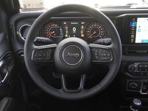 New 2026 Jeep Gladiator Mojave AWD/4WD image 16