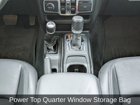 Used 2023 Jeep Wrangler Unlimited Sahara AWD/4WD image 21