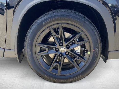 Used 2026 Toyota Grand Highlander AWD image 14