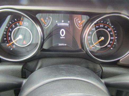 Used 2020 Jeep Wrangler Unlimited Sport image 21
