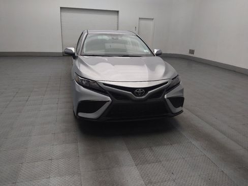 Used 2021 Toyota Camry SE image 14