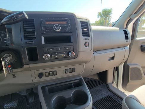 Used 2015 Nissan NV 2500 SV w/ Side & Curtain Airbag Package image 25