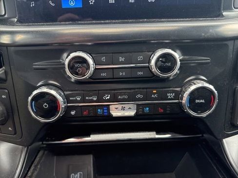 Used 2024 Ford F150 Lariat AWD/4WD image 18