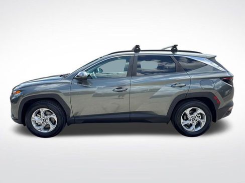 Used 2022 Hyundai Tucson SEL FWD image 2