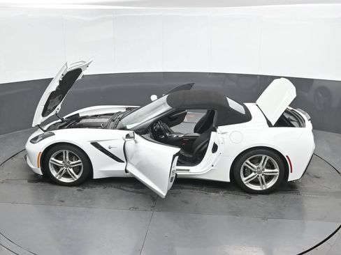 Used 2017 Chevrolet Corvette Stingray Convertible w/ 1LT RWD image 50