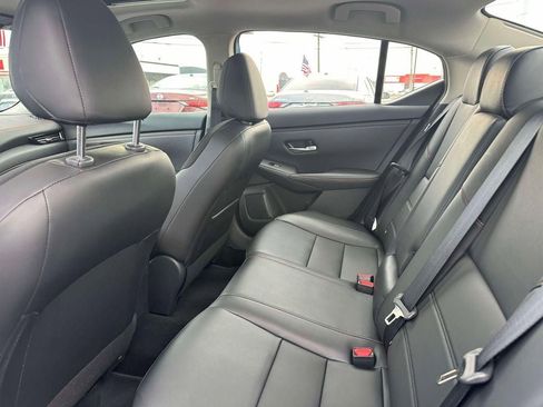 Used 2024 Nissan Sentra SR w/ SR Premium Package image 10