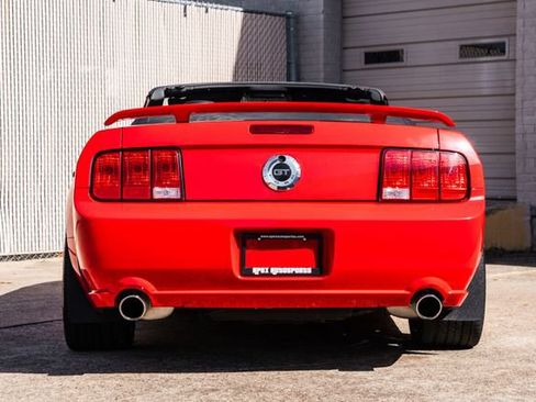 Used 2006 Ford Mustang GT Premium RWD image 17
