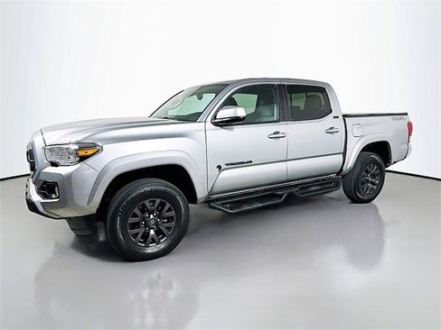 Used 2023 Toyota Tacoma SR5 image 3