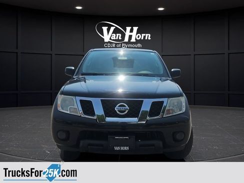 Used 2013 Nissan Frontier SV AWD/4WD image 4