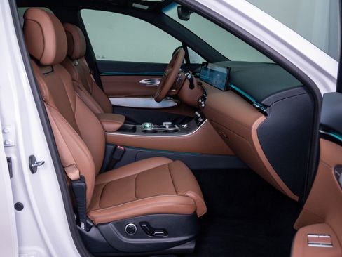 New 2026 Genesis GV70 2.5T Advanced image 11