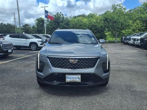 Used 2025 Cadillac XT4 Premium Luxury FWD image 19