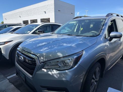 Used 2021 Subaru Ascent Touring w/ Popular Package #2A image 2