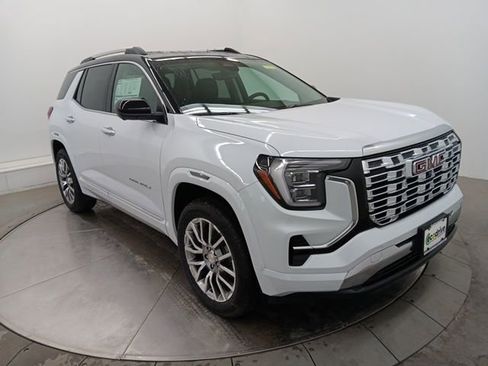 New 2026 GMC Terrain Denali w/ LPO, Floor Liner Package AWD/4WD image 28