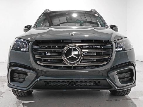 New 2026 Mercedes-Benz GLS 450 4MATIC image 2