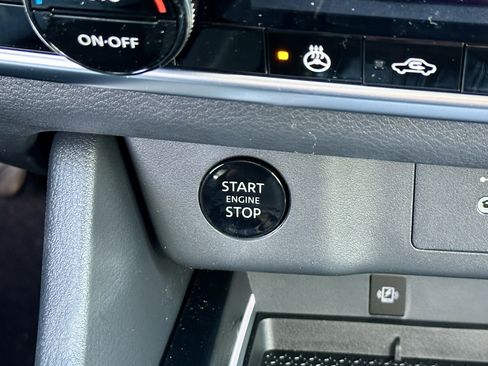 New 2026 Nissan Rogue SV AWD/4WD image 31