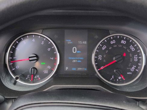 Used 2022 Toyota RAV4 XLE AWD/4WD image 32