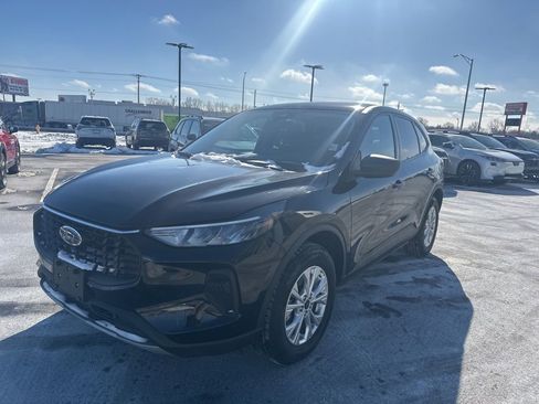 Used 2025 Ford Escape Active image 3