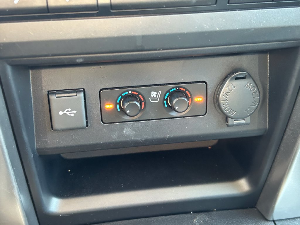 Used 2024 Toyota 4Runner Limited AWD/4WD image 30