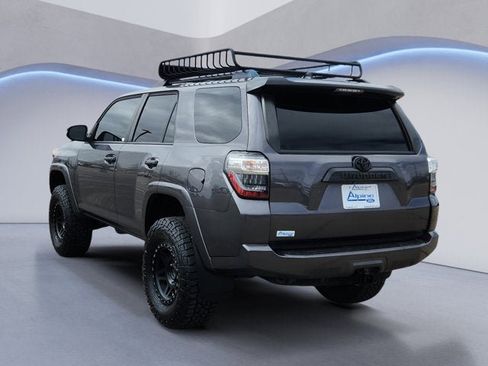 Used 2020 Toyota 4Runner Venture w/ Moonroof Package image 3