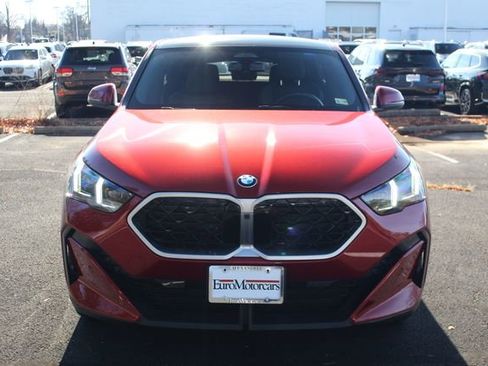 Used 2025 BMW X2 xDrive28i w/ Convenience Package image 2