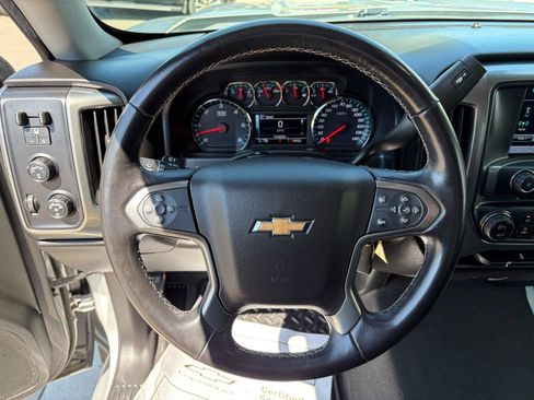 Used 2018 Chevrolet Silverado 1500 LT w/ All Star Edition AWD/4WD image 11
