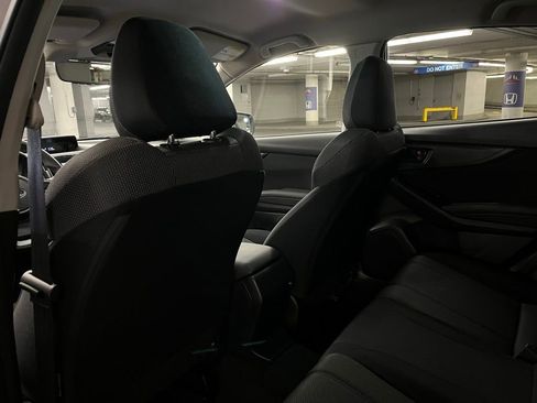 Used 2019 Subaru Crosstrek 2.0i w/ Eyesight System image 18