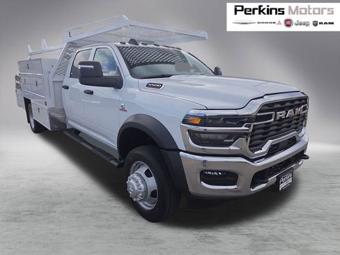 New 2026 RAM 5500 Tradesman w/ Chrome Appearance Group image 1