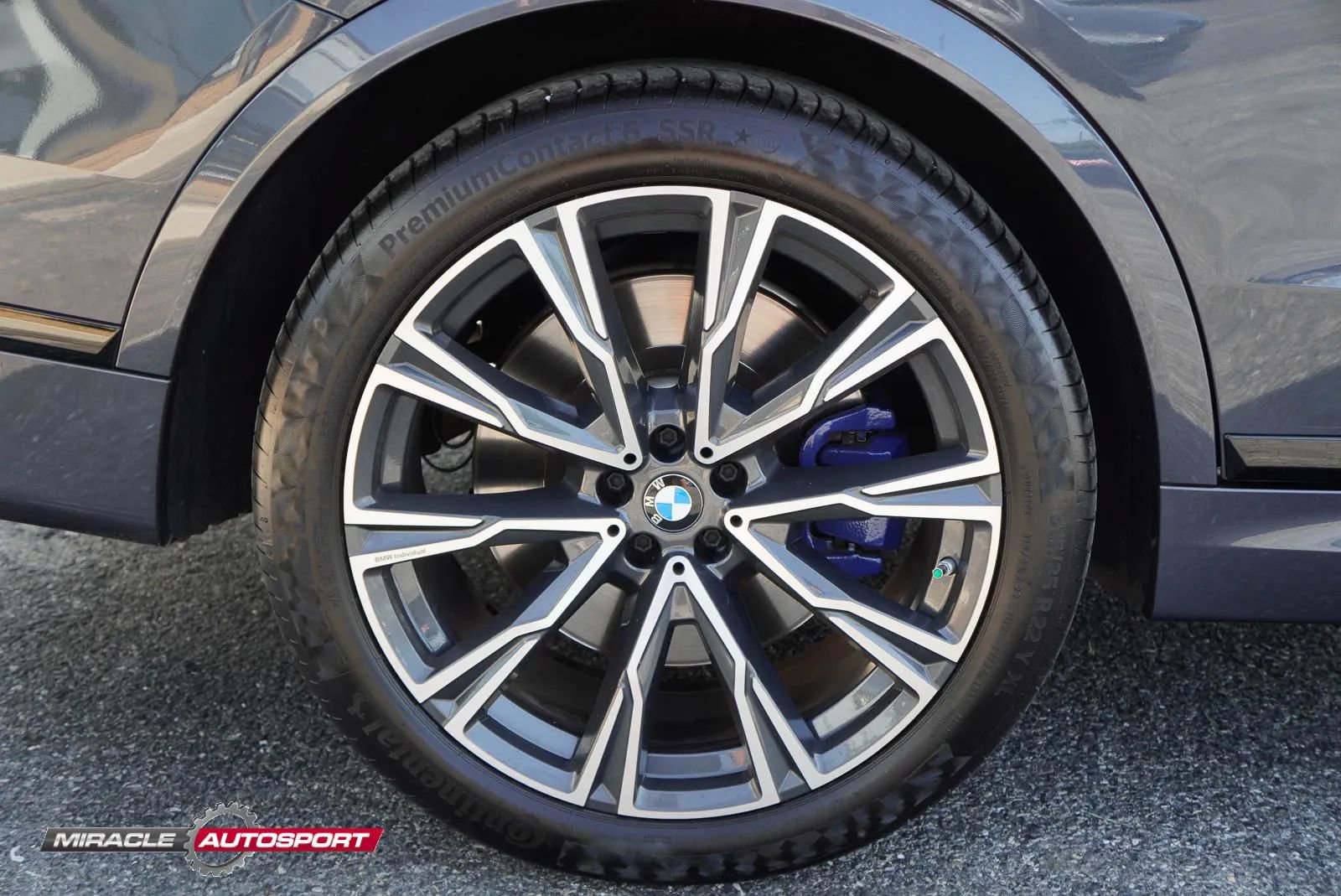 Used 2022 BMW X7 M50i AWD/4WD image 11